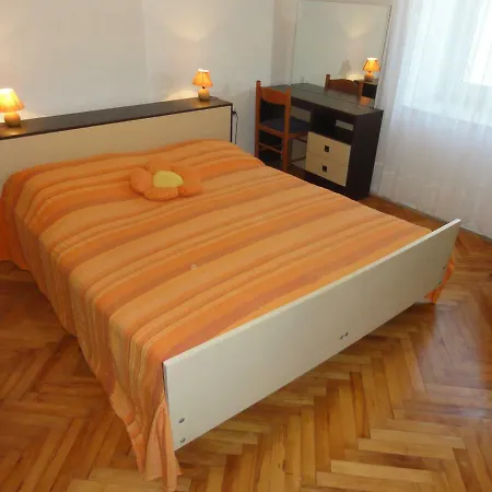 Apartment Maja - *